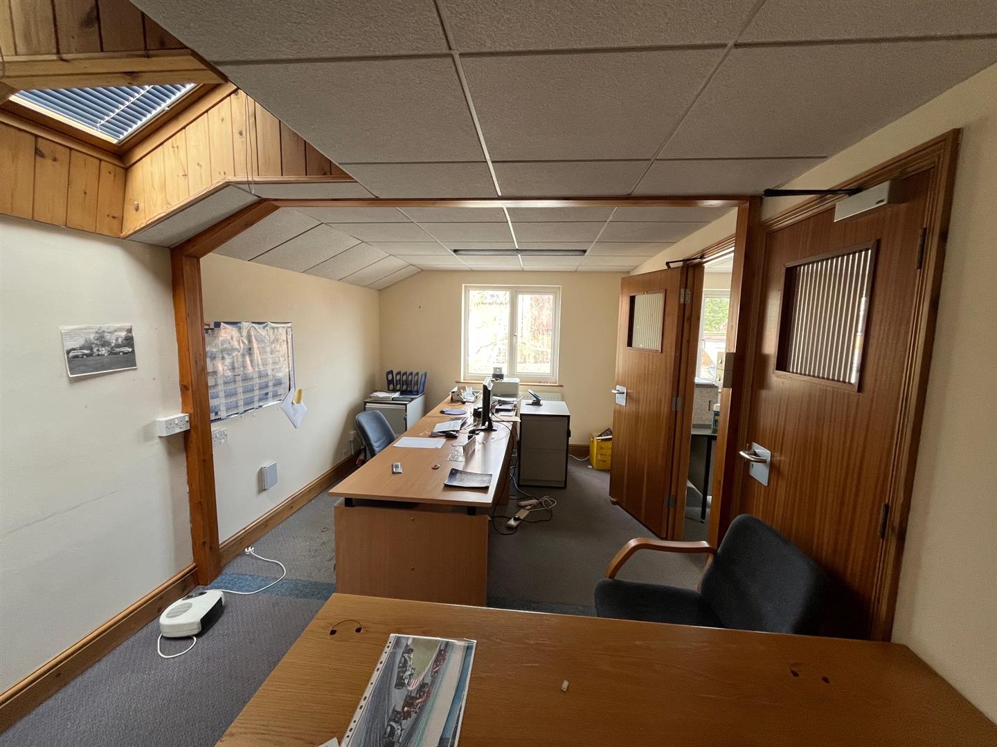 Office in Market Harborough - photo 2